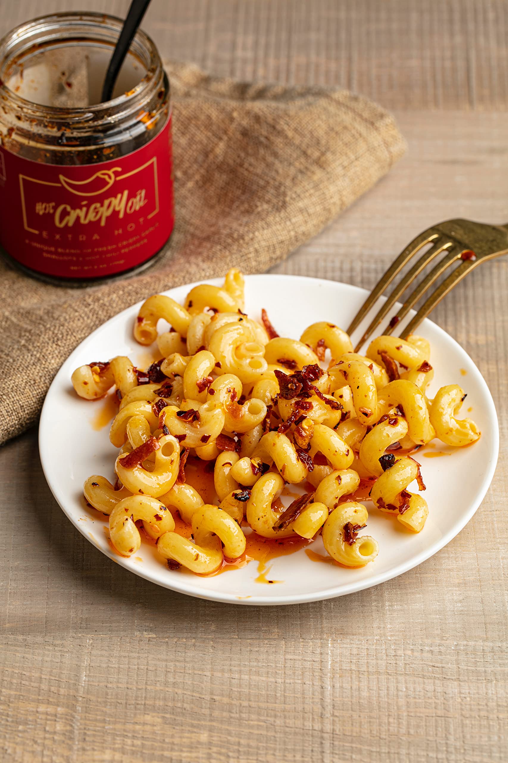 Hot Crispy Oil Extra Hot- Fried garlic, shallots, chili peppers and spices. Flavor bomb, Chili Crisp, Hot Sauce, Chili Oil, 170g (6 oz)